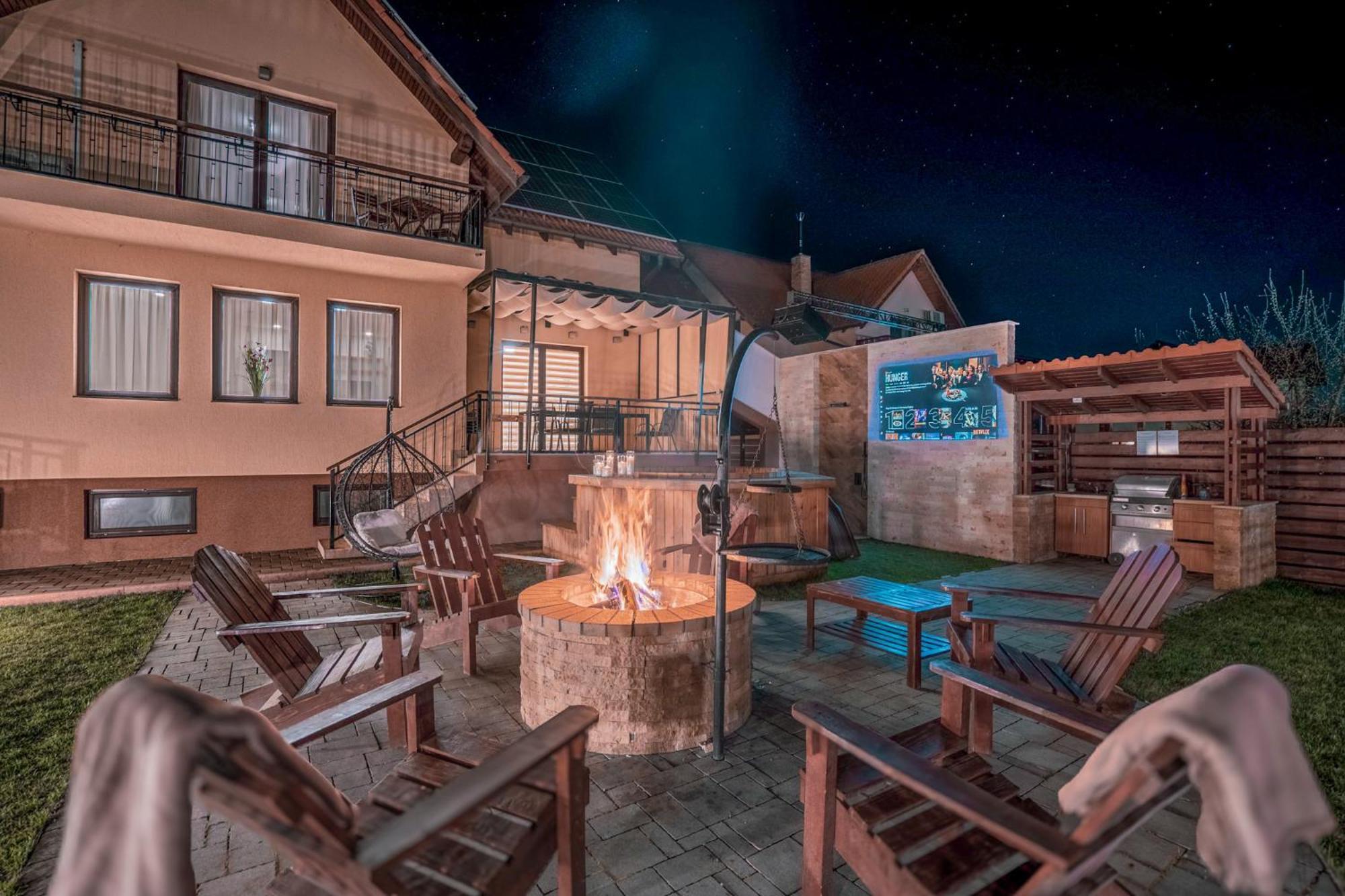 Roots Villa Redwood Brasov Exterior photo